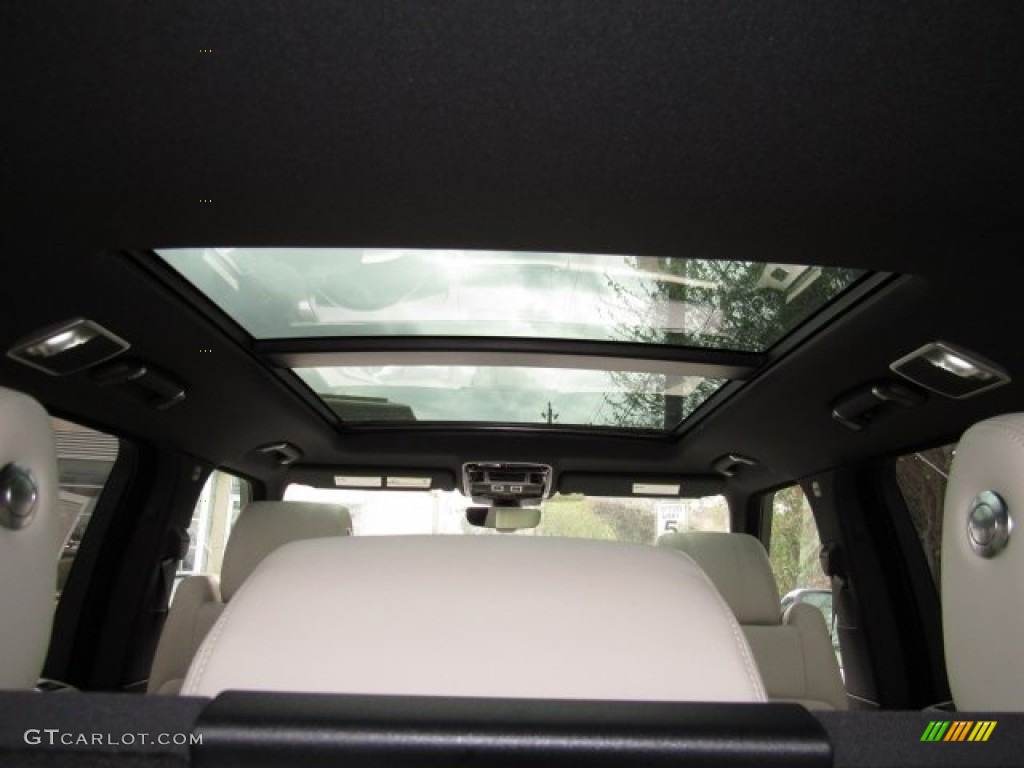 2017 Land Rover Range Rover Supercharged Sunroof Photos