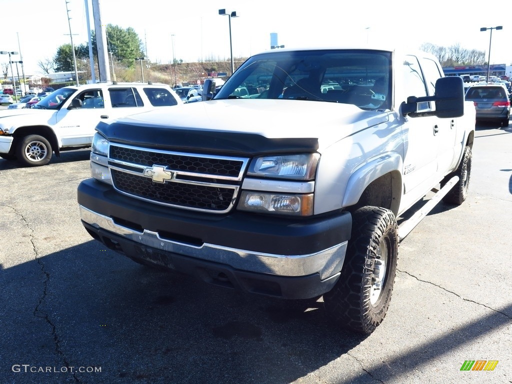 2007 Silverado 2500HD Classic LS Crew Cab 4x4 - Silver Birch Metallic / Dark Charcoal photo #3
