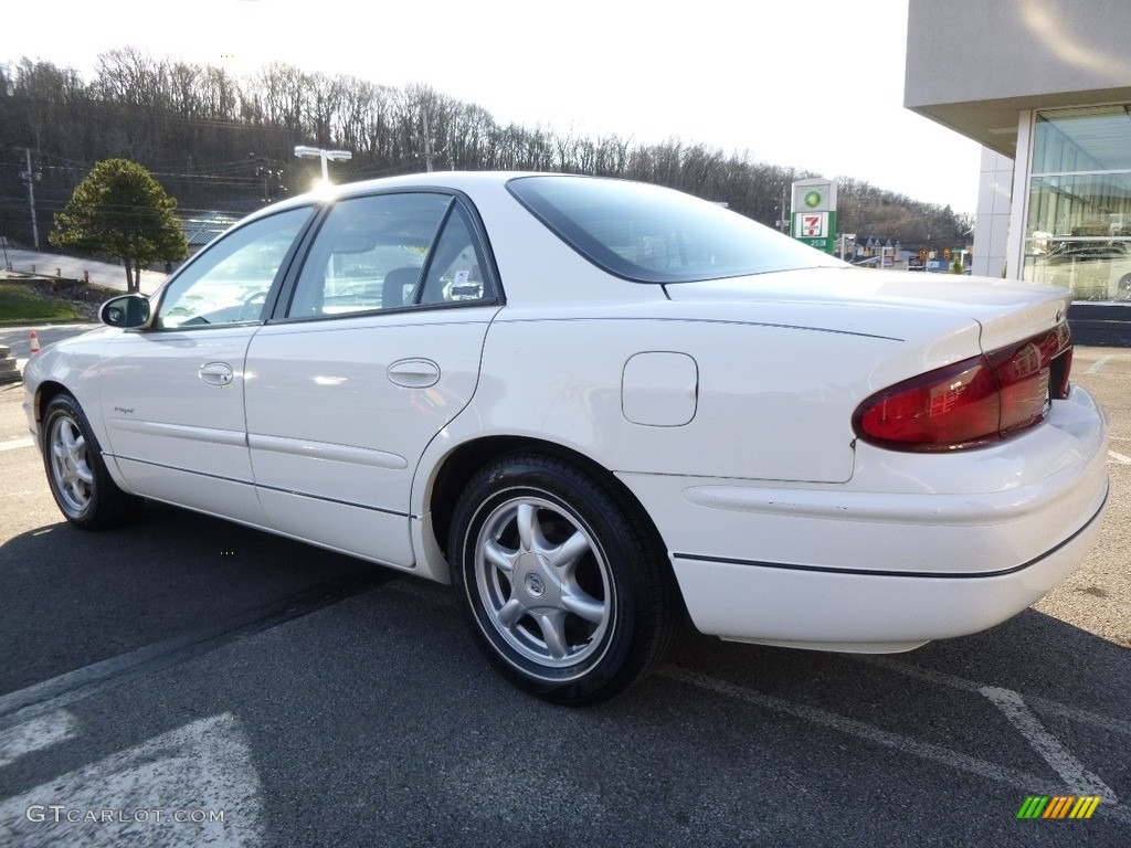 2001 Regal LS - White / Medium Gray photo #3