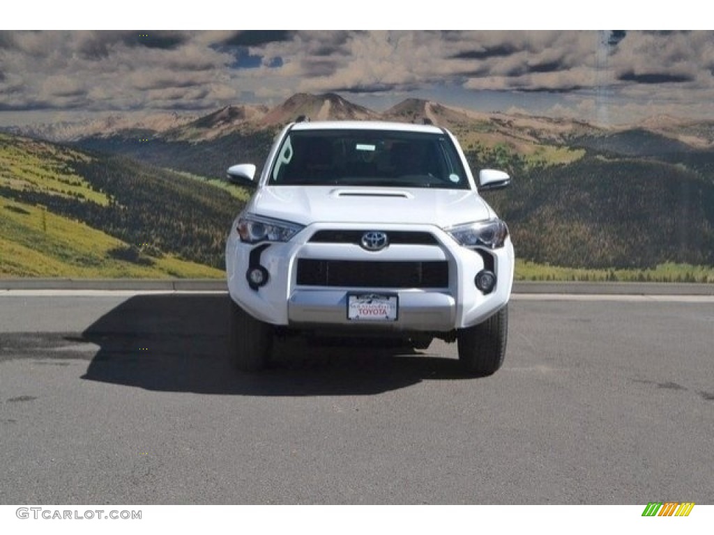 2017 4Runner TRD Off-Road Premium 4x4 - Super White / Black photo #2