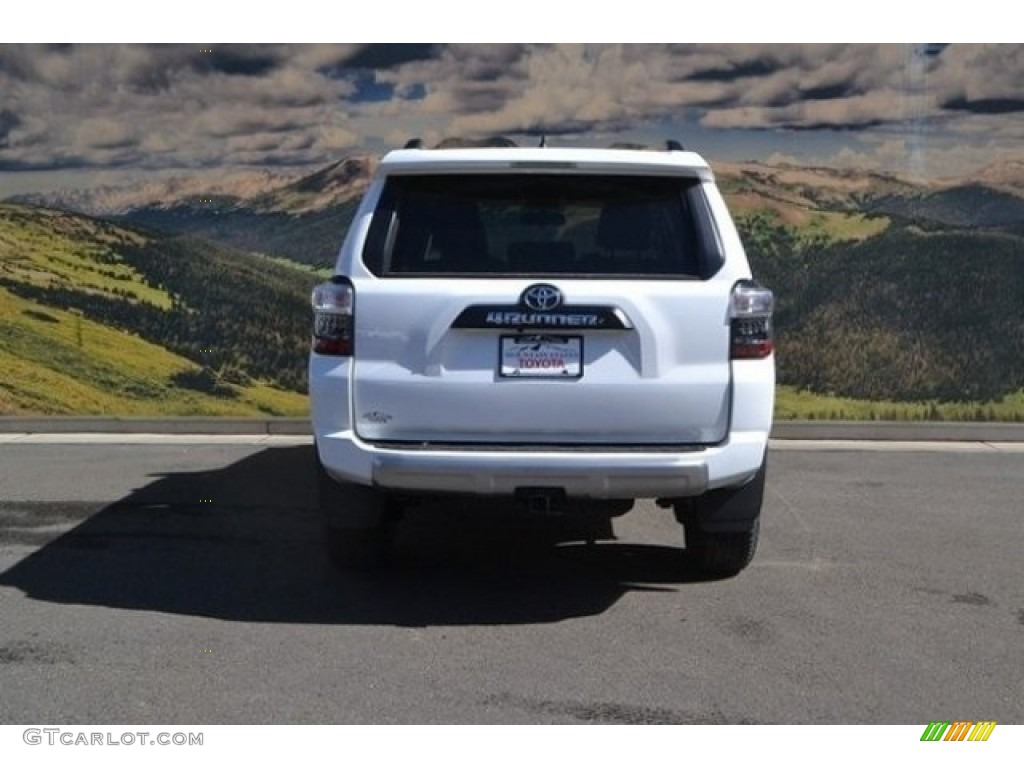 2017 4Runner TRD Off-Road Premium 4x4 - Super White / Black photo #4