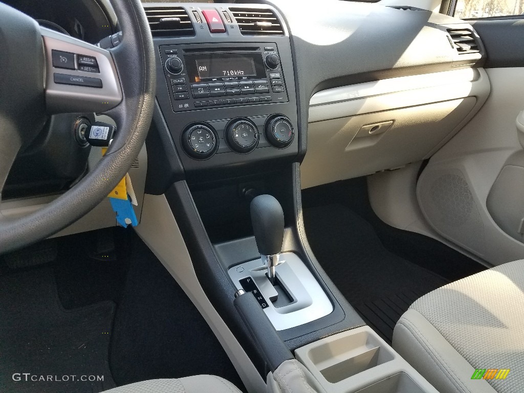 2014 XV Crosstrek 2.0i Premium - Quartz Blue Pearl / Ivory photo #17