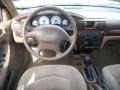 2001 Taupe Frost Metallic Dodge Stratus SE Sedan  photo #17