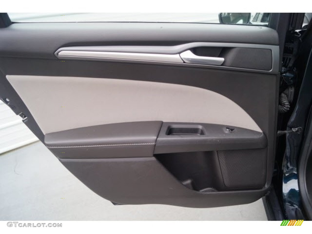 2014 Fusion S - Dark Side / Earth Gray photo #15