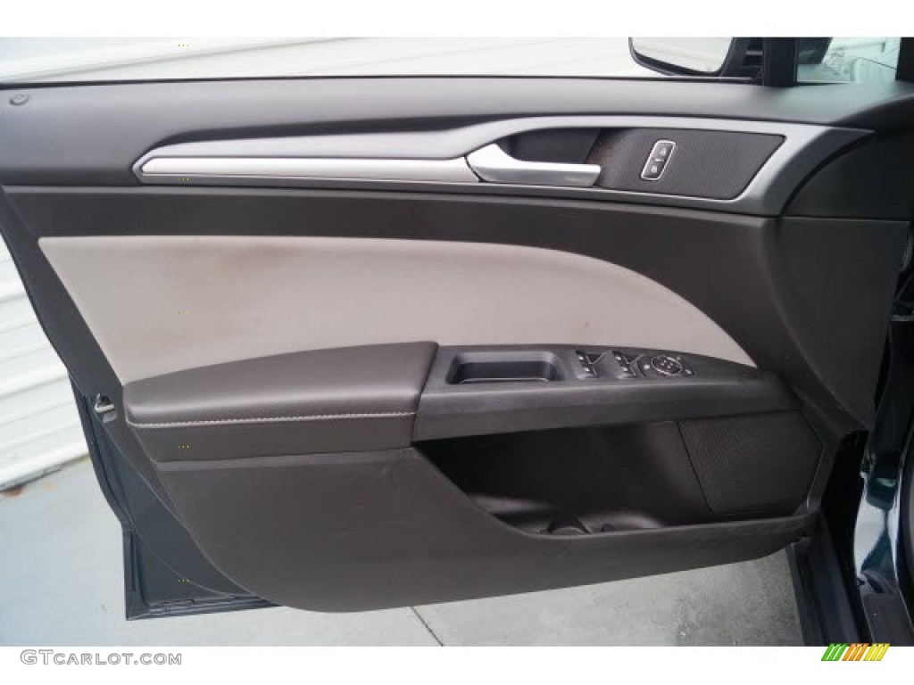 2014 Fusion S - Dark Side / Earth Gray photo #17