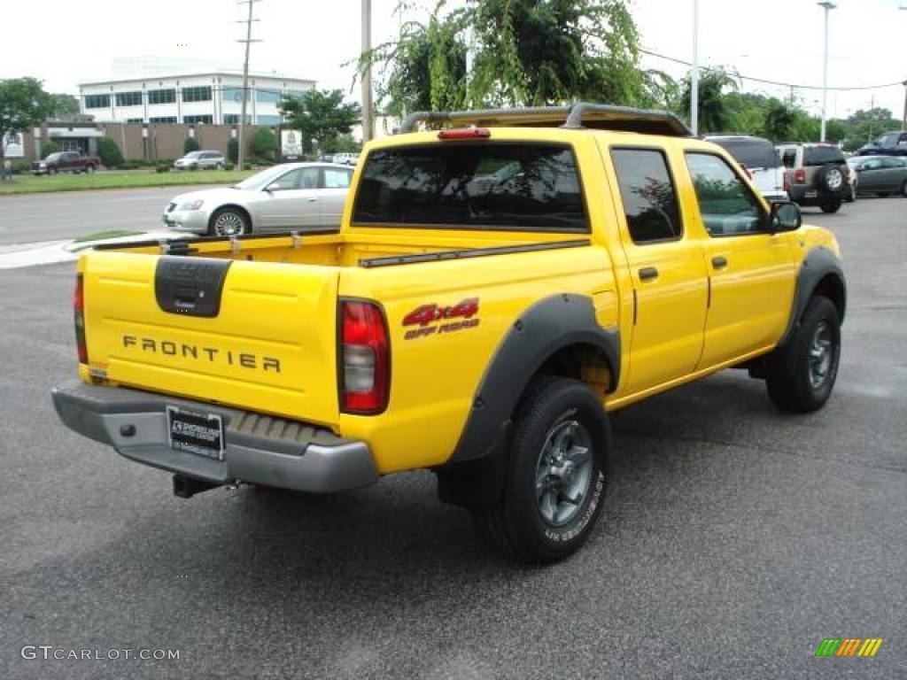 2001 Frontier XE V6 Crew Cab 4x4 - Solar Yellow / Gray photo #4