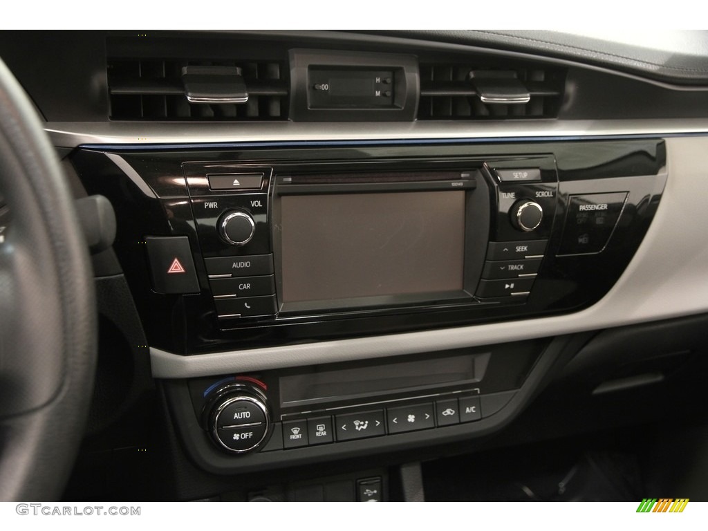 2014 Corolla LE - Super White / Ash photo #8