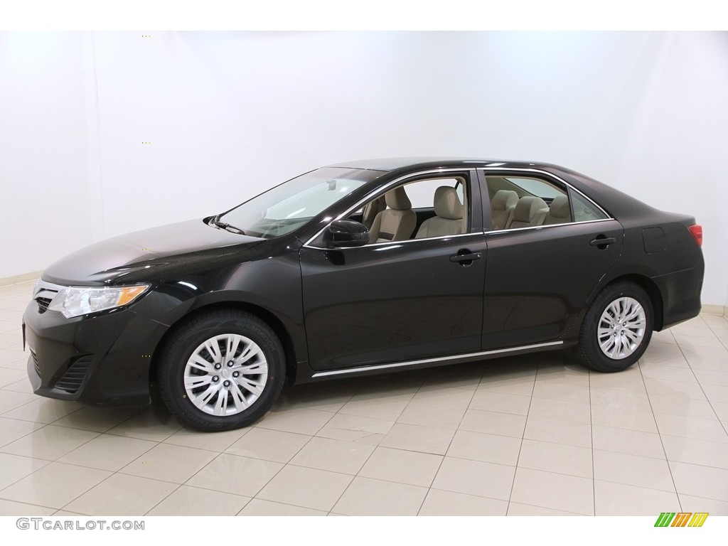 2014 Camry LE - Attitude Black Metallic / Ivory photo #3