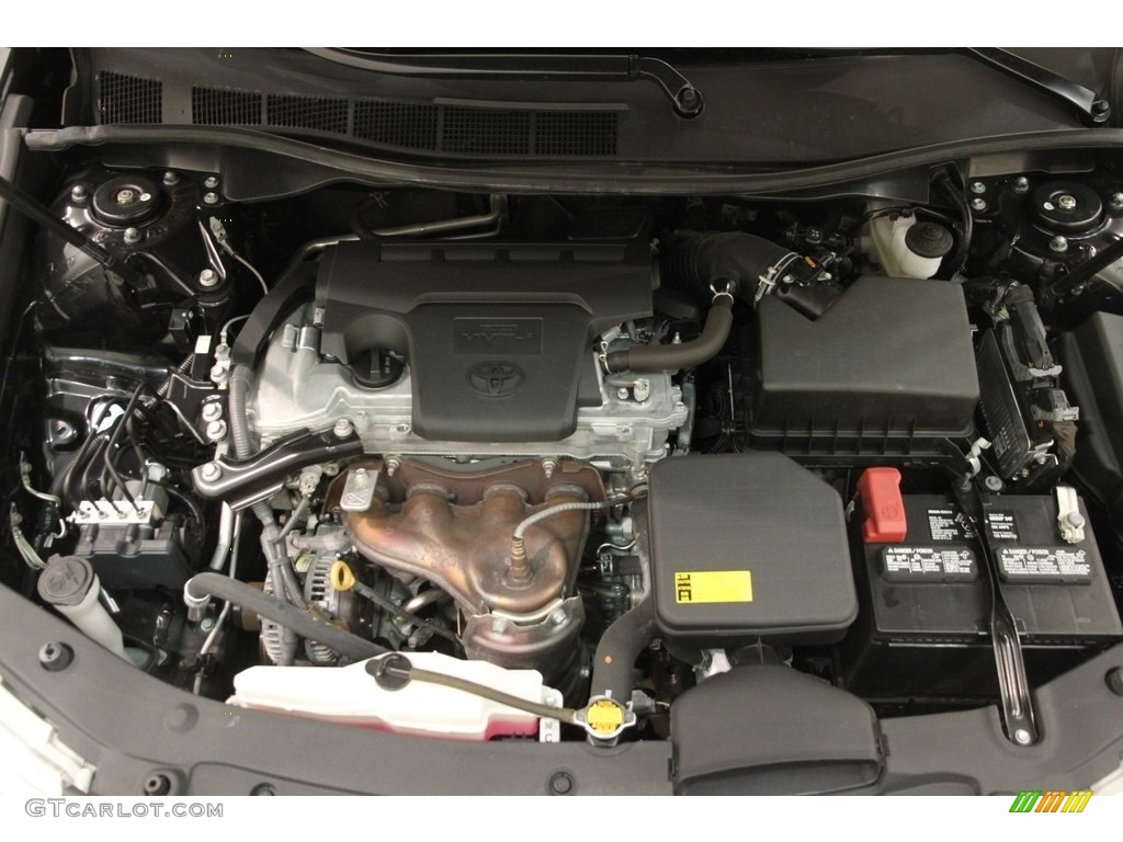 2014 Camry LE - Attitude Black Metallic / Ivory photo #17