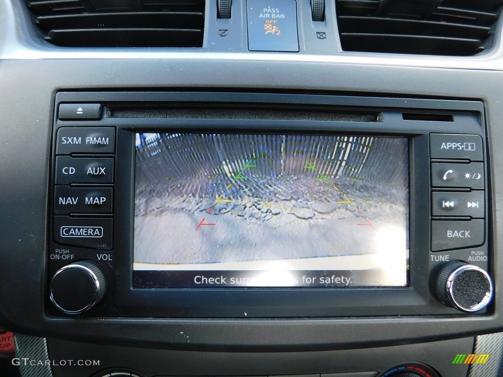 2014 Sentra SR - Aspen White / Charcoal photo #24