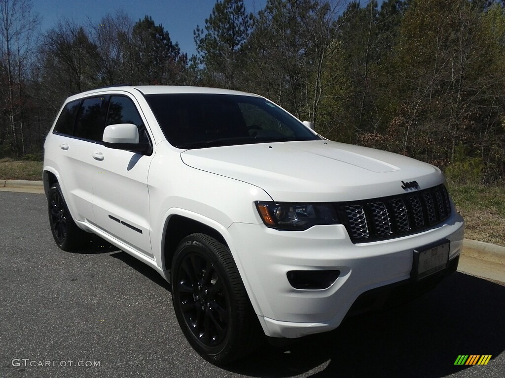 2017 Grand Cherokee Laredo 4x4 - Bright White / Black photo #4