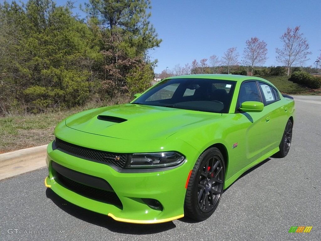 Green Go 2017 Dodge Charger R/T Scat Pack Exterior Photo #119153987