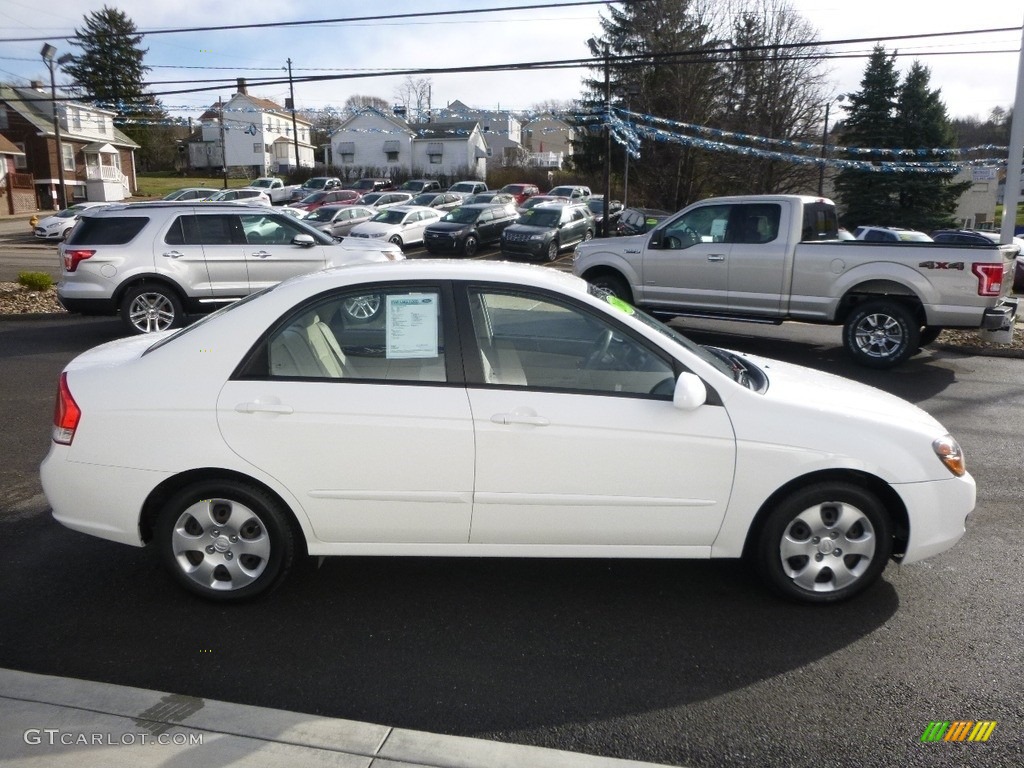 2009 Spectra EX Sedan - Clear White / Gray photo #4