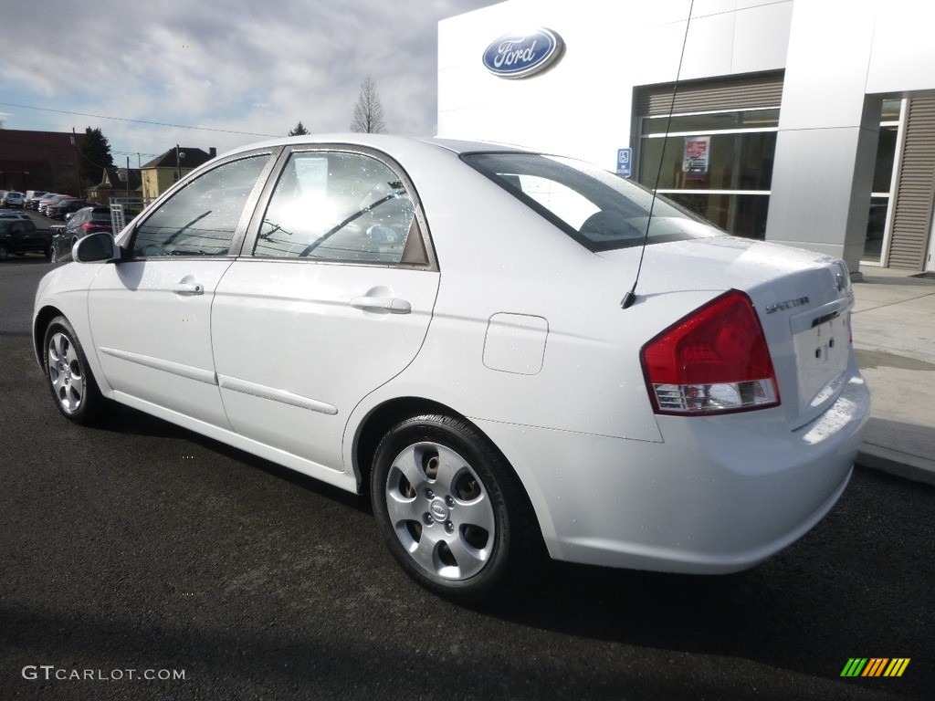 2009 Spectra EX Sedan - Clear White / Gray photo #8