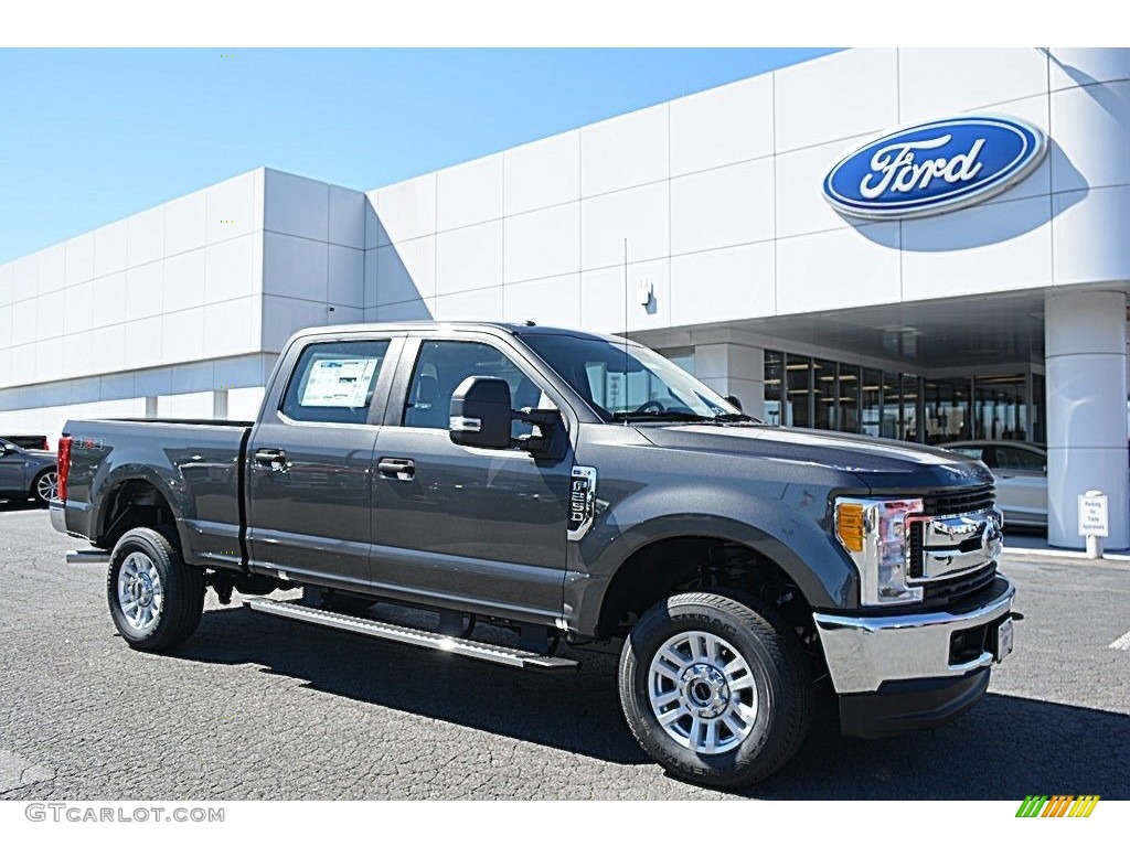 Magnetic 2017 Ford F250 Super Duty XL Crew Cab 4x4 Exterior Photo #119157560