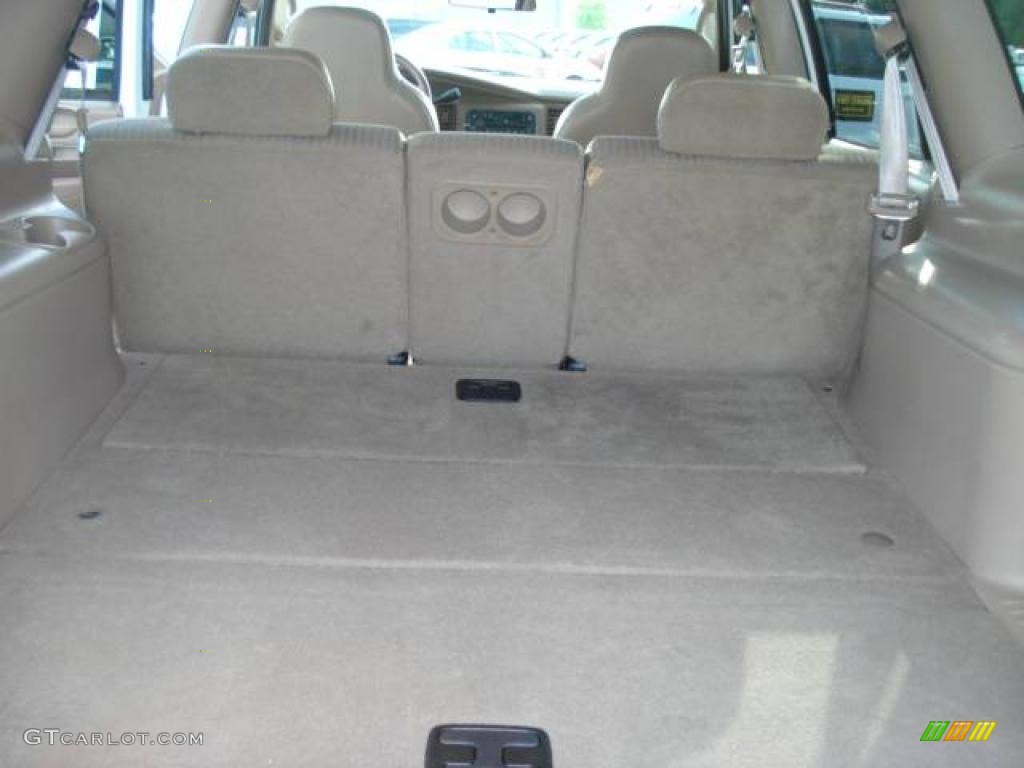 2003 Durango SXT 4x4 - Bright White / Sandstone photo #12