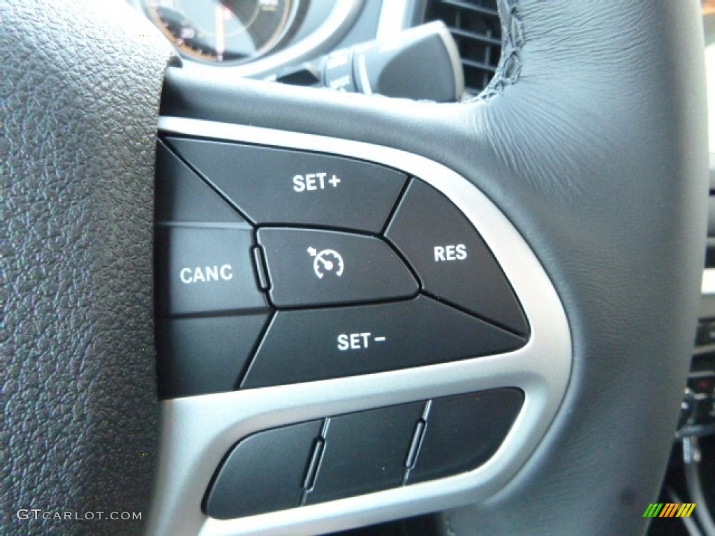 2017 Jeep Cherokee Trailhawk 4x4 Controls Photo #119162354