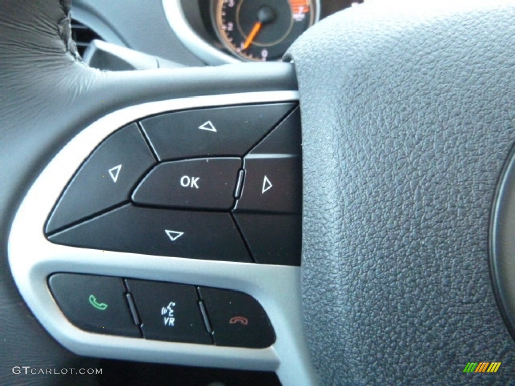 2017 Jeep Cherokee Trailhawk 4x4 Controls Photo #119162375
