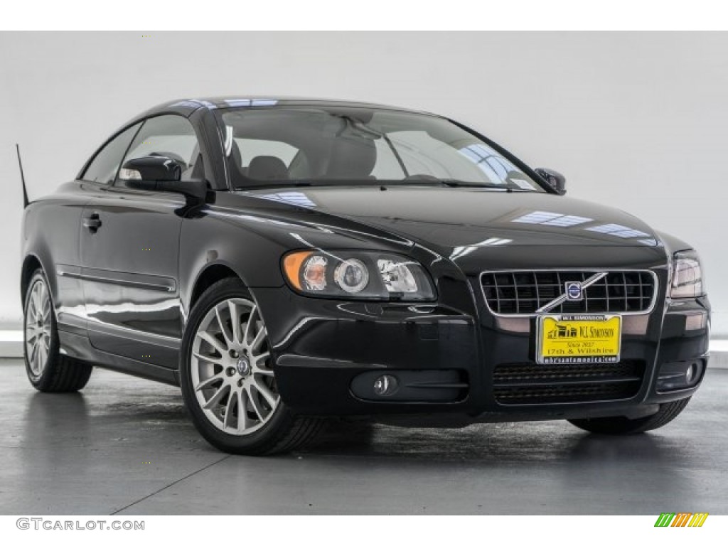 2009 C70 T5 Convertible - Solid Black / Off Black photo #12