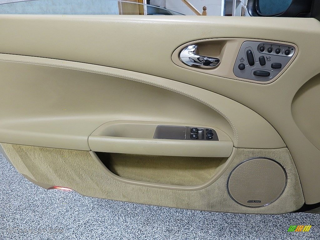 2007 XK XK8 Convertible - Porcelain White / Caramel photo #23