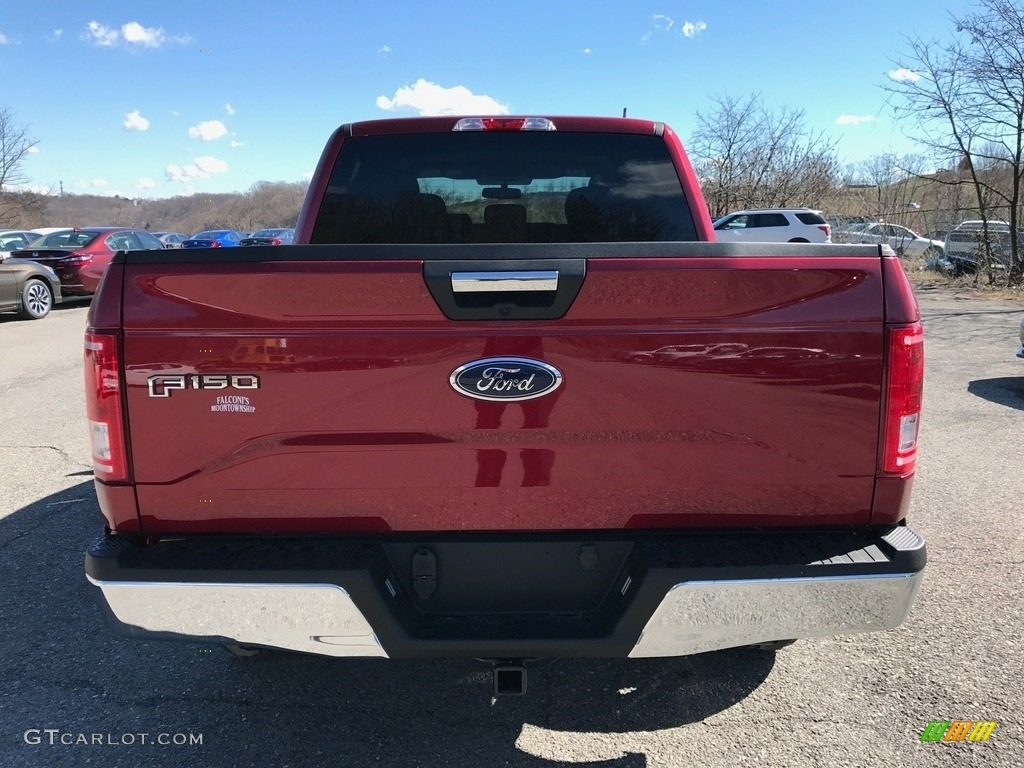2017 F150 XLT SuperCrew 4x4 - Ruby Red / Earth Gray photo #5