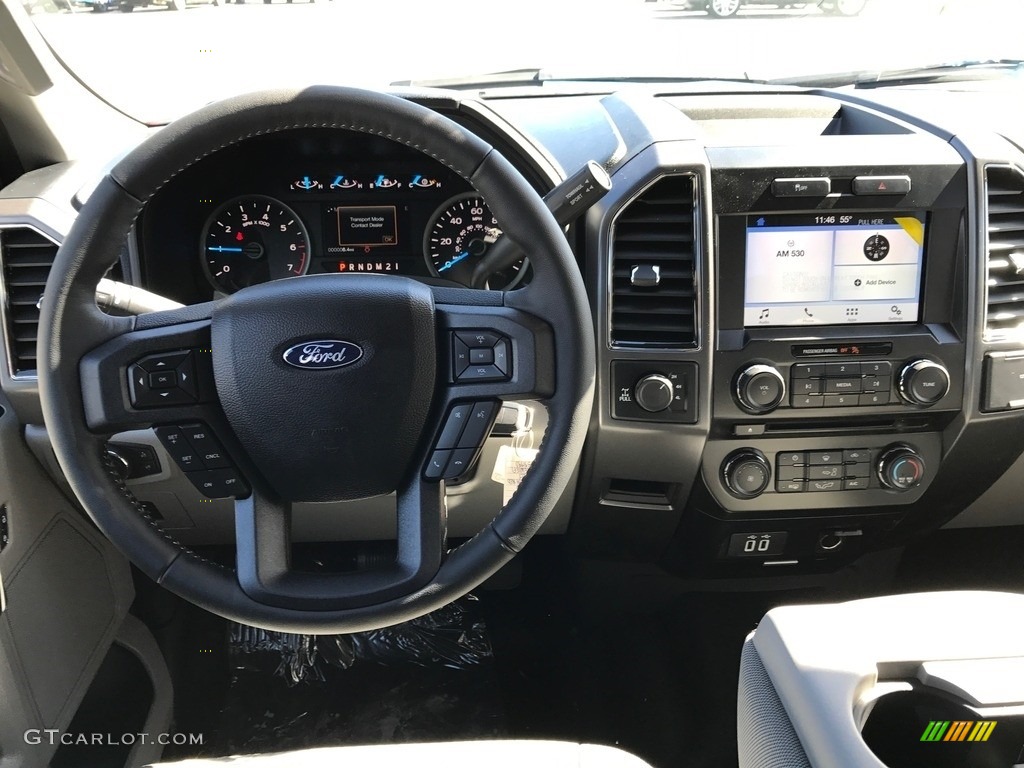 2017 F150 XLT SuperCrew 4x4 - Ruby Red / Earth Gray photo #8
