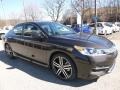 Front 3/4 View of 2017 Accord Sport Special Edition Sedan