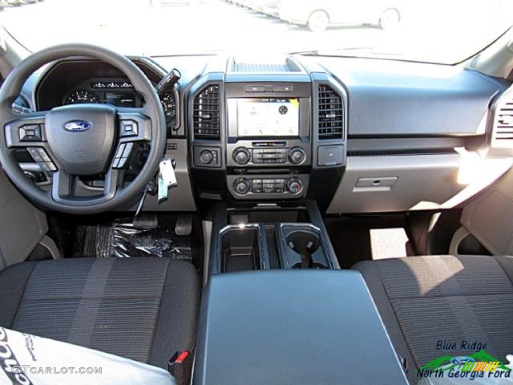 2017 F150 XL SuperCrew 4x4 - Lightning Blue / Black photo #17
