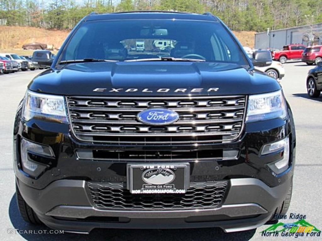 2017 Explorer XLT 4WD - Shadow Black / Sport Appearance Dark Earth Gray photo #8