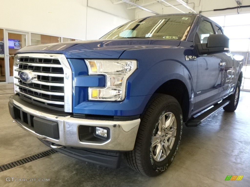 2017 F150 XLT SuperCab 4x4 - Lightning Blue / Earth Gray photo #4