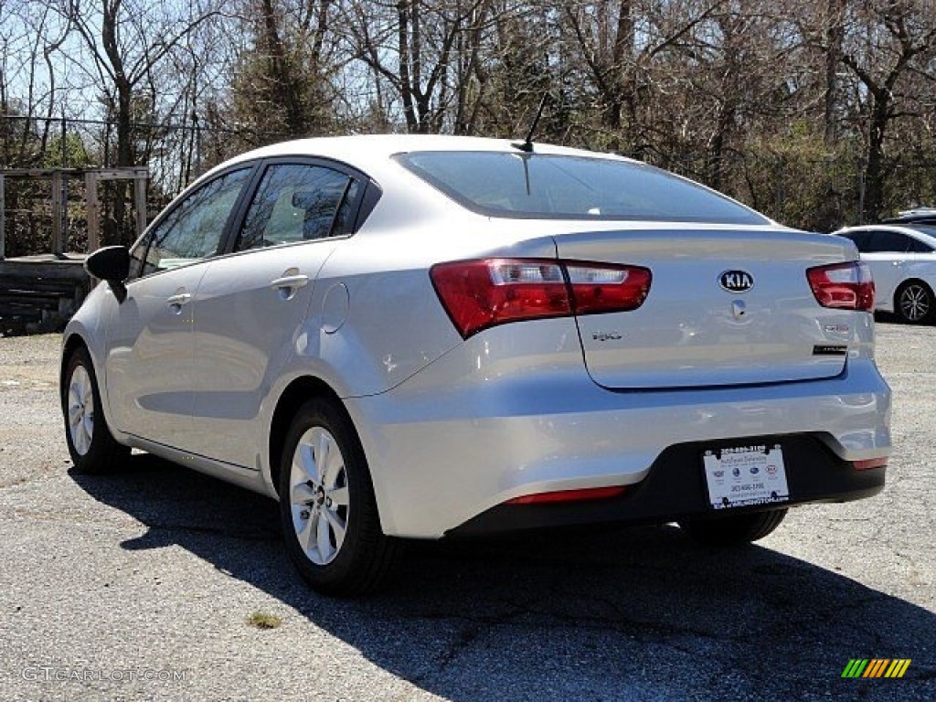 2017 Rio EX Sedan - Bright Silver / Black photo #4