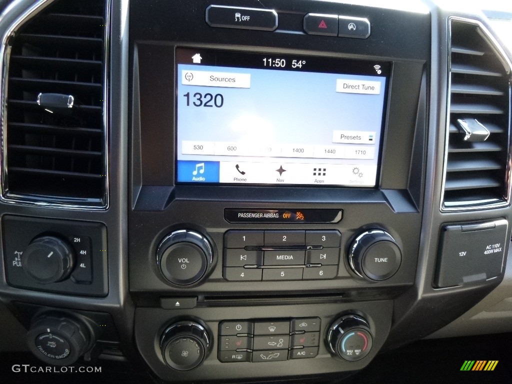 2017 F150 XLT SuperCab 4x4 - Lightning Blue / Earth Gray photo #15