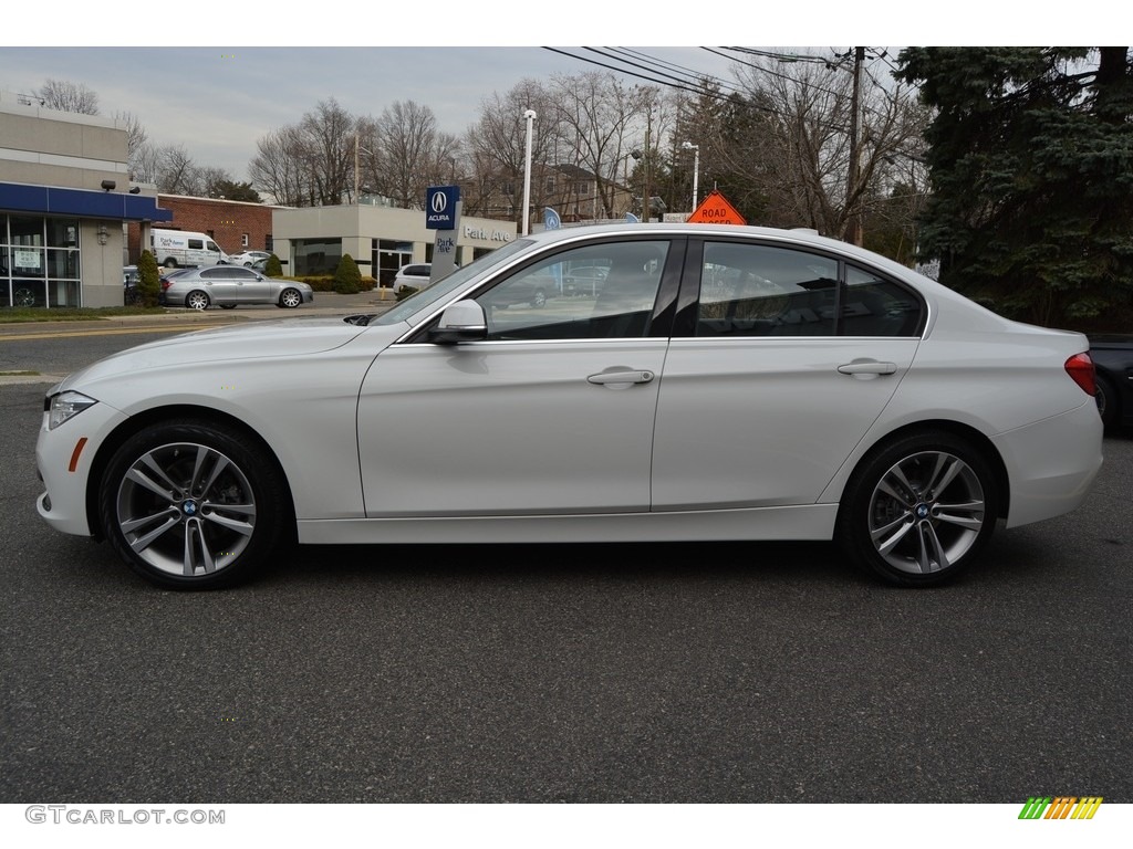 2017 3 Series 330i xDrive Sedan - Alpine White / Black photo #5