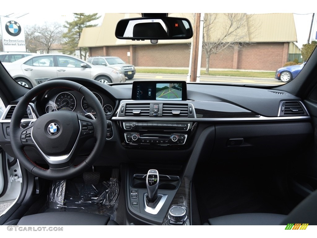 2017 3 Series 330i xDrive Sedan - Alpine White / Black photo #15