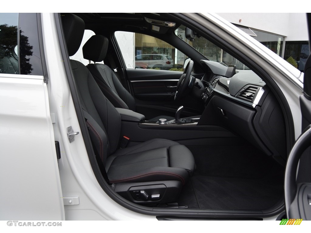 2017 3 Series 330i xDrive Sedan - Alpine White / Black photo #28