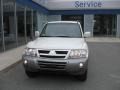 Viking White Pearl 2004 Mitsubishi Montero Limited 4x4