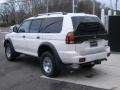 Summit White - Montero Sport LS 4x4 Photo No. 6