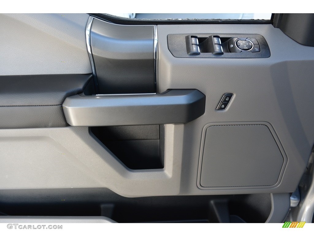 2017 F150 XLT SuperCrew 4x4 - Ingot Silver / Earth Gray photo #10