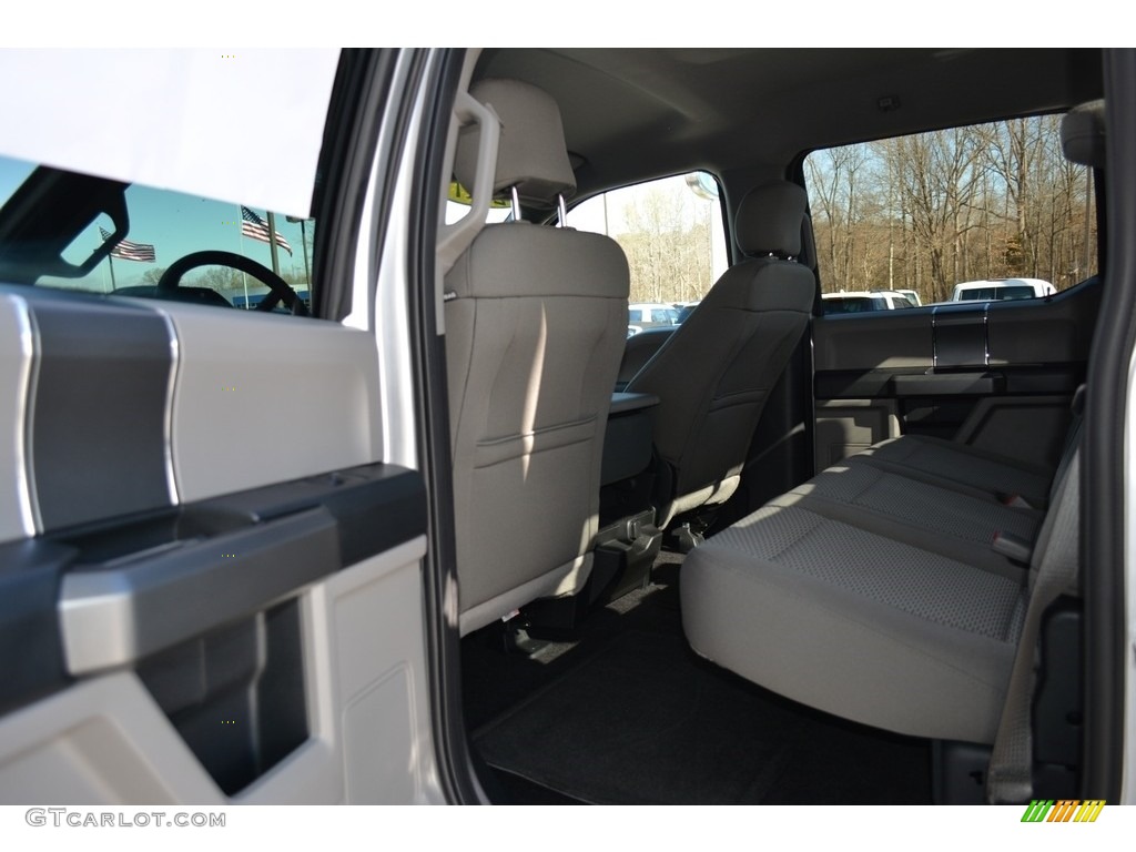 2017 F150 XLT SuperCrew 4x4 - Ingot Silver / Earth Gray photo #13
