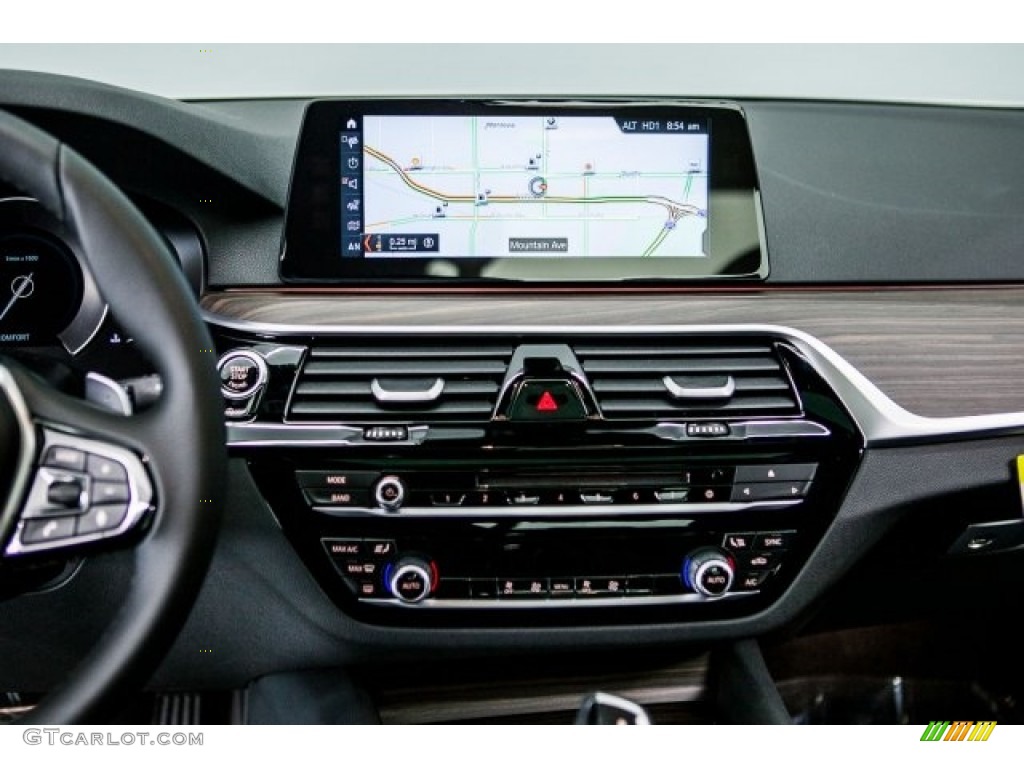 2017 5 Series 530i Sedan - Glacier Silver Metallic / Black photo #5