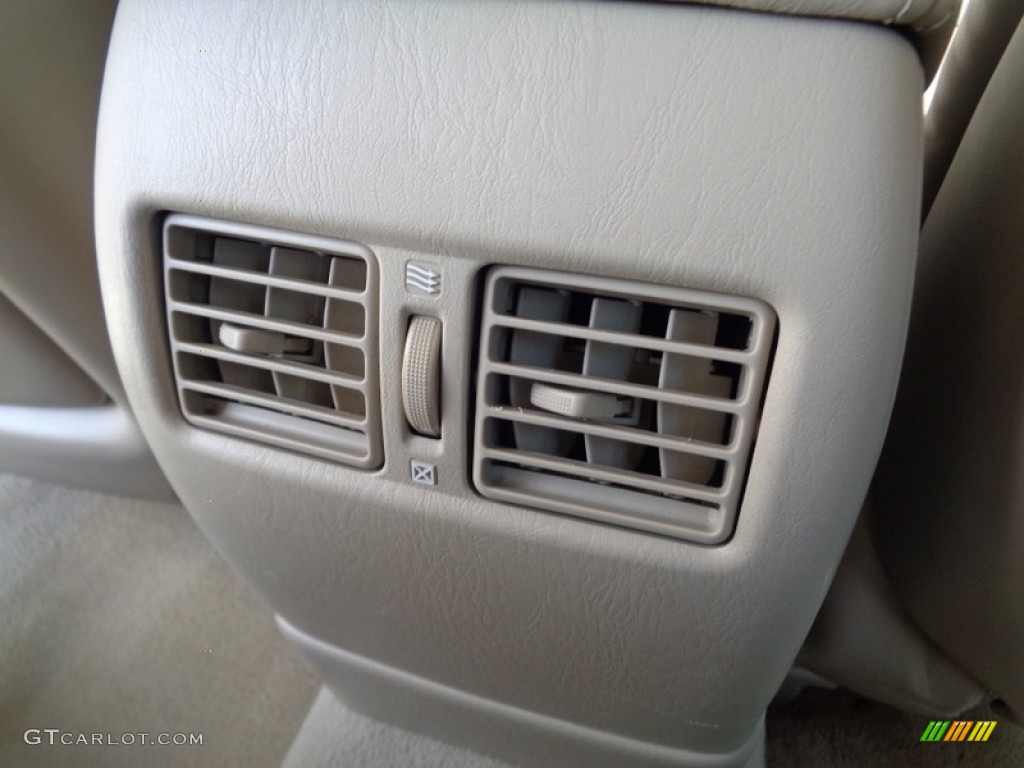 2002 ES 300 - Crystal White / Ivory photo #37