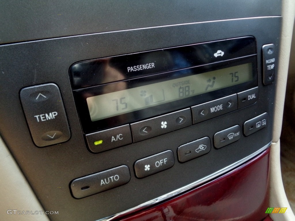 2002 ES 300 - Crystal White / Ivory photo #49