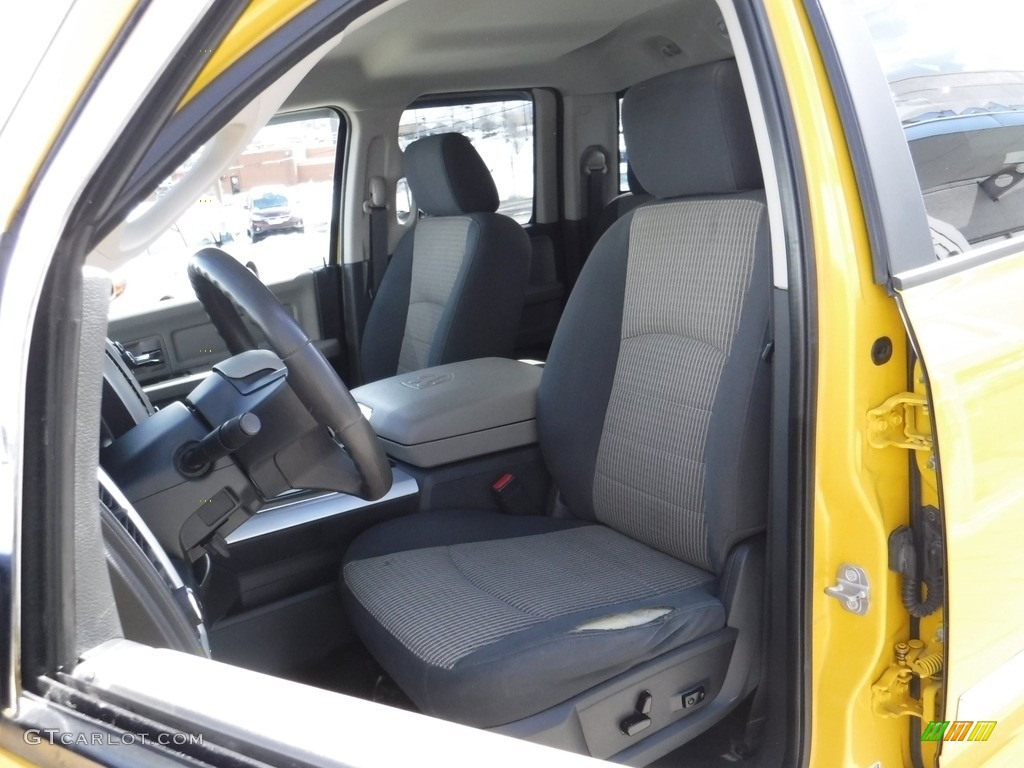 2009 Ram 1500 Big Horn Edition Quad Cab 4x4 - Detonator Yellow / Dark Slate/Medium Graystone photo #17