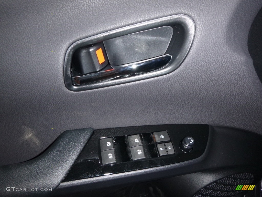 2017 Toyota Prius Prime Advance Controls Photo #119204629