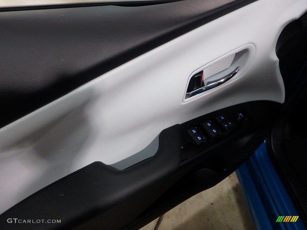2017 Toyota Prius Prime Premium Gray Door Panel Photo #119205616