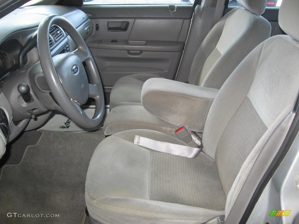 2004 Taurus SE Sedan - Silver Frost Metallic / Medium Graphite photo #8