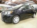 Black Sand Pearl - Yaris 5-Door L Photo No. 3