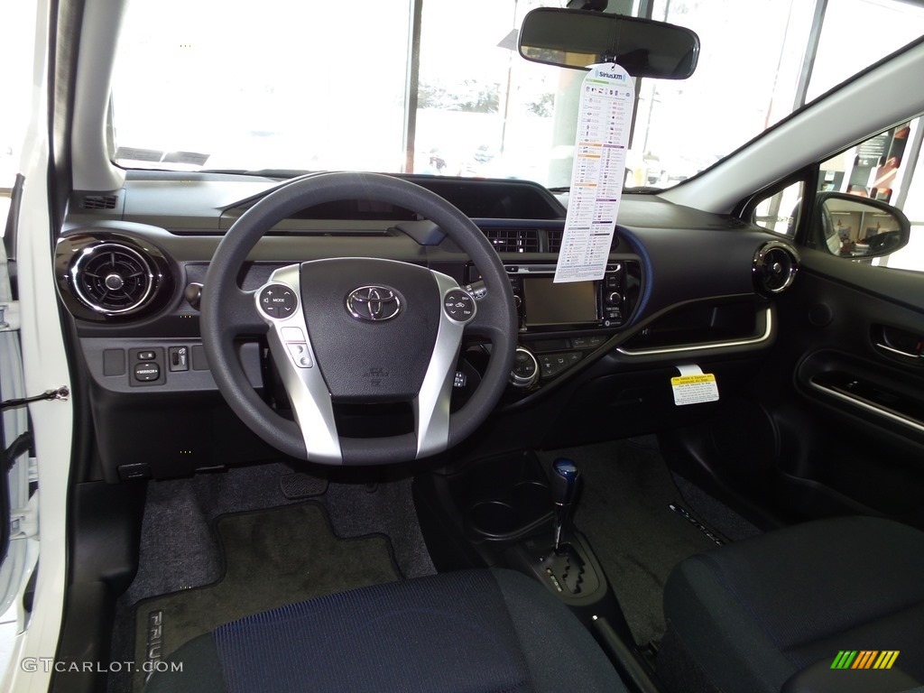 2016 Prius c Three - Super White / Black photo #11
