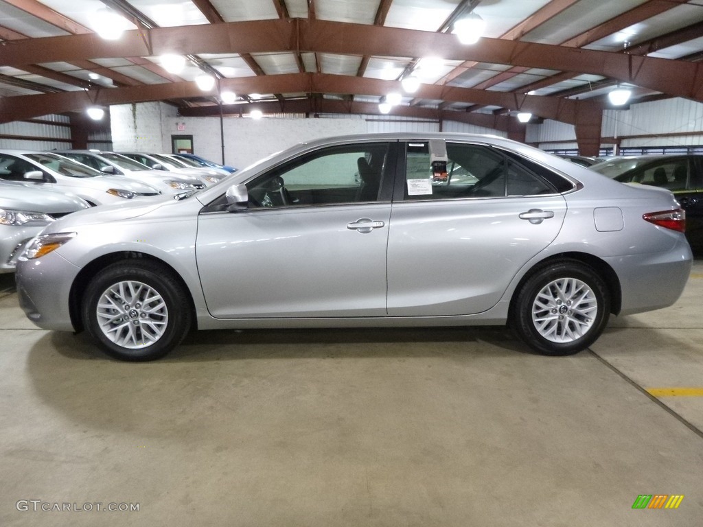 2017 Camry LE - Celestial Silver Metallic / Black photo #4