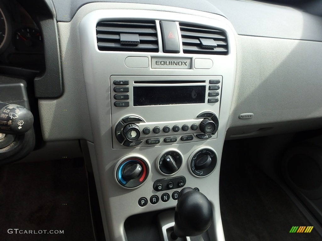 2005 Equinox LS AWD - Dark Silver Metallic / Light Gray photo #14